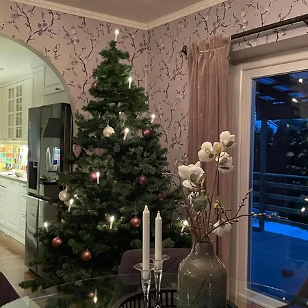 Nydelig Villa, Med Vanvittig Utsikt!